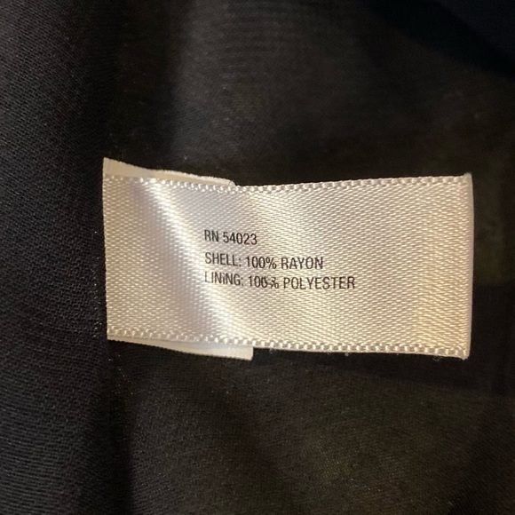 Gap Mini Skirt - Picture 7 of 10